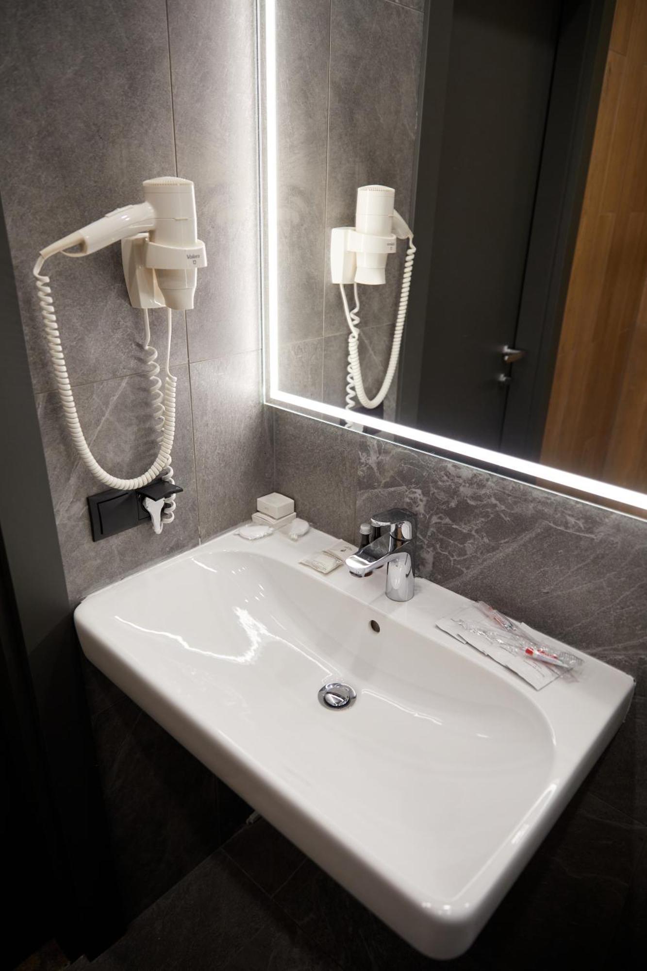 Hotel Fregat Киев Экстерьер фото